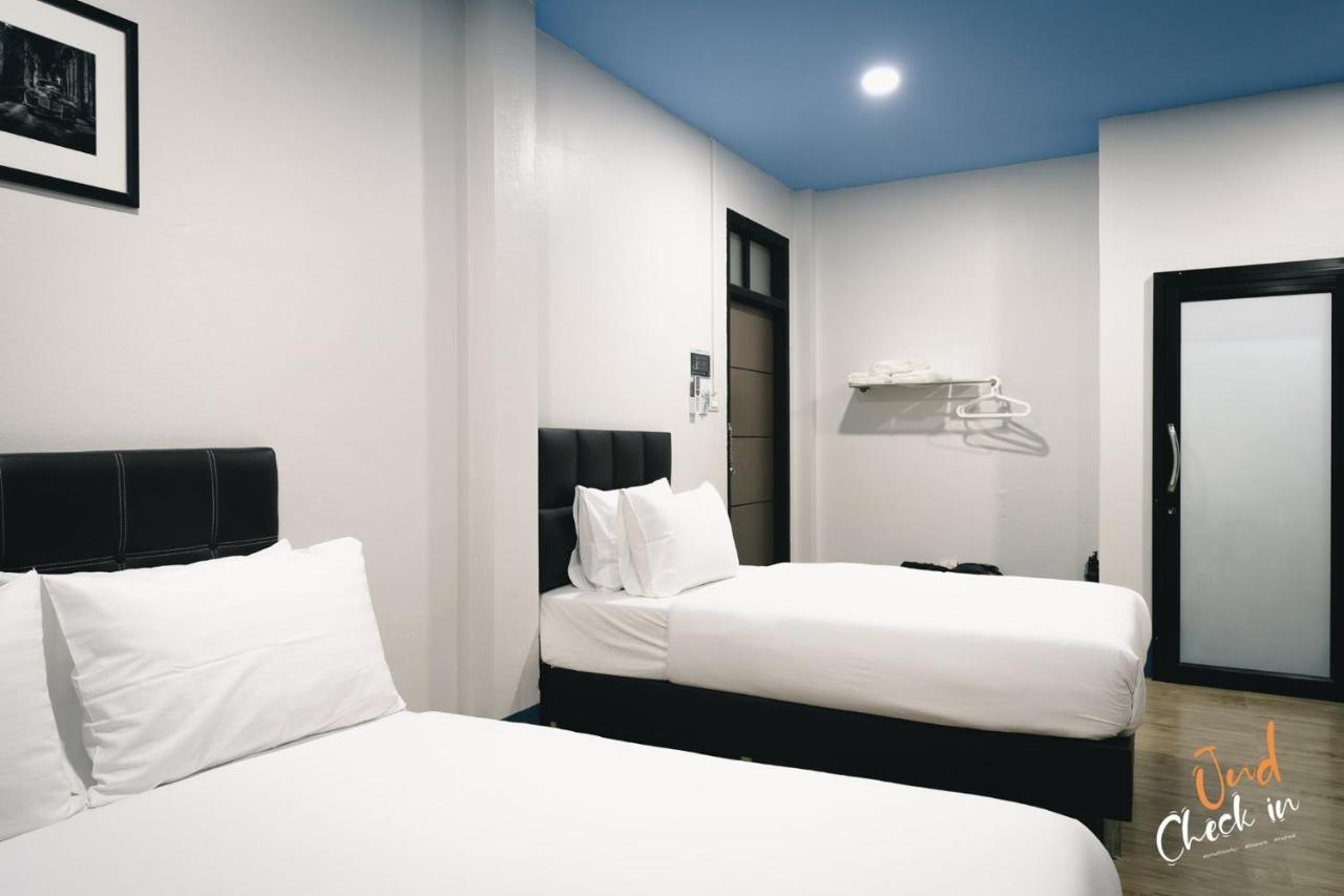 Udomsuk Hotel Szatun Kültér fotó
